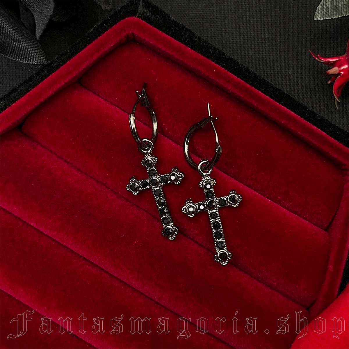 Dark Cross Earrings - NoName | Fantasmagoria.shop