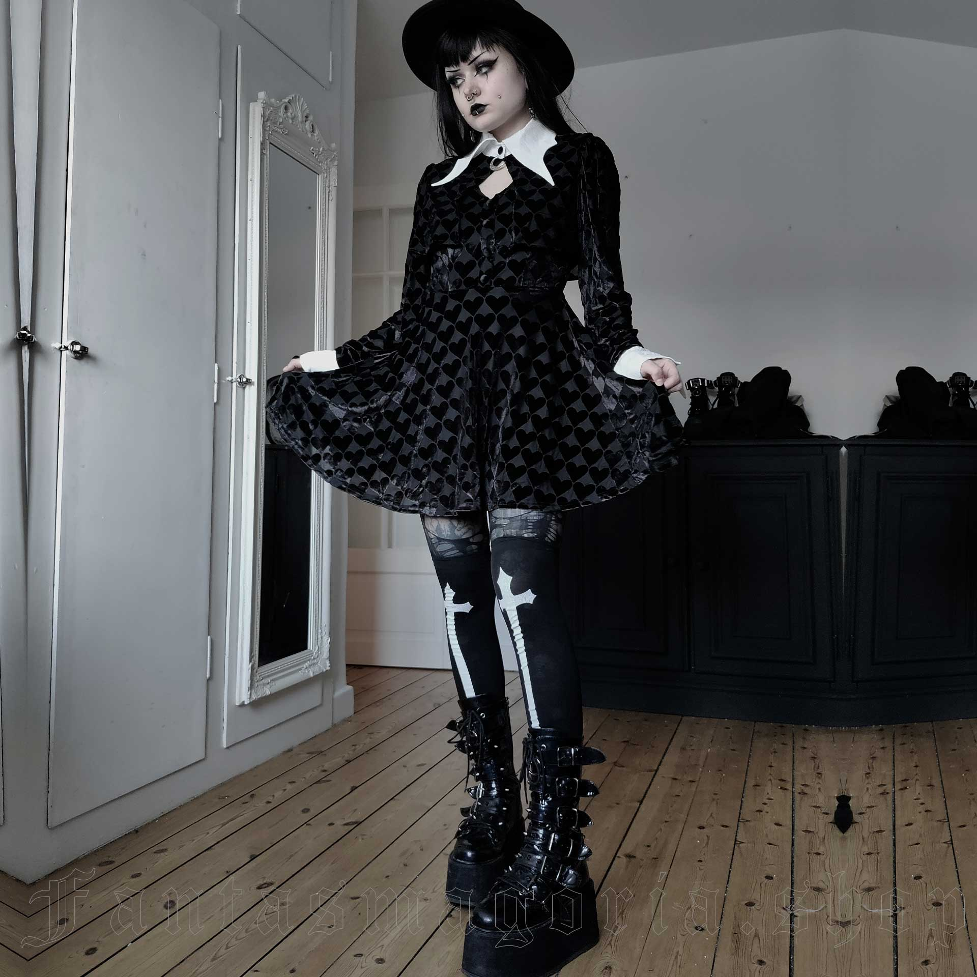 Wednesday Addams Hearts Dress - Punk Rave WQ-474 | Fantasmagoria.shop