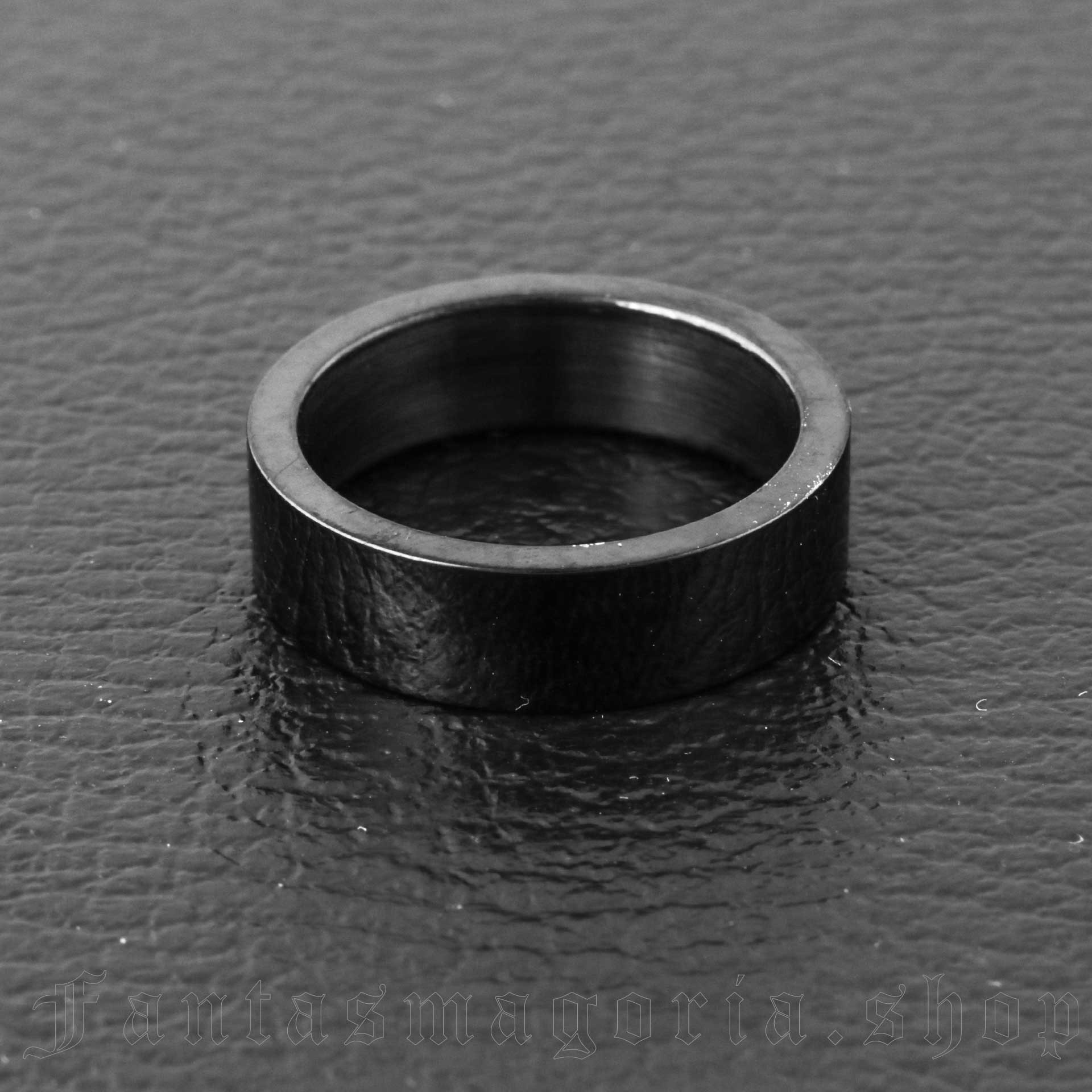 Black Stainless Steel Ring - NoName - black-ring 1